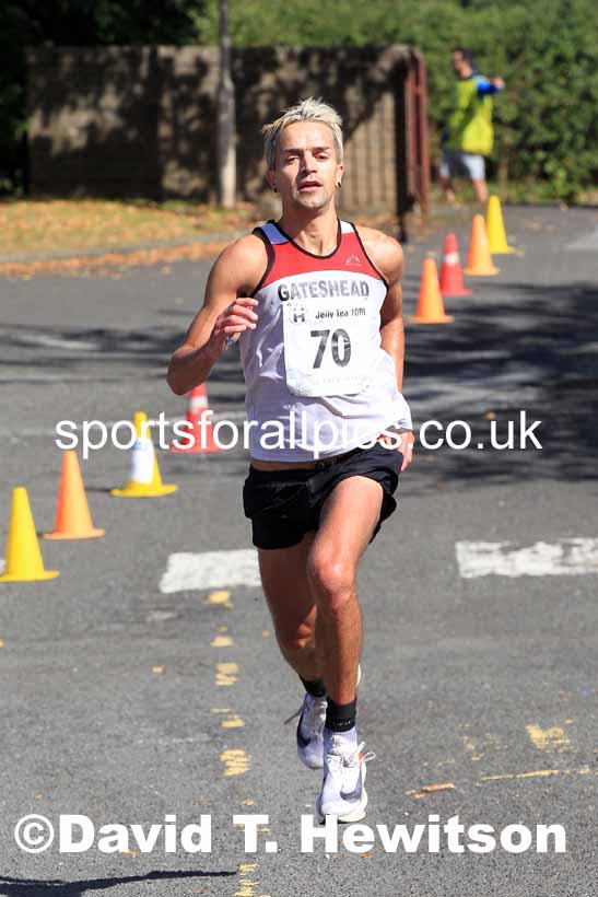 Tynedale Jelly Tea 10 Mile Road Race, Ovingham, Northumberland, Sunday, Aug. 21st. Photo: David T. Hewitson/Sports for All Pics